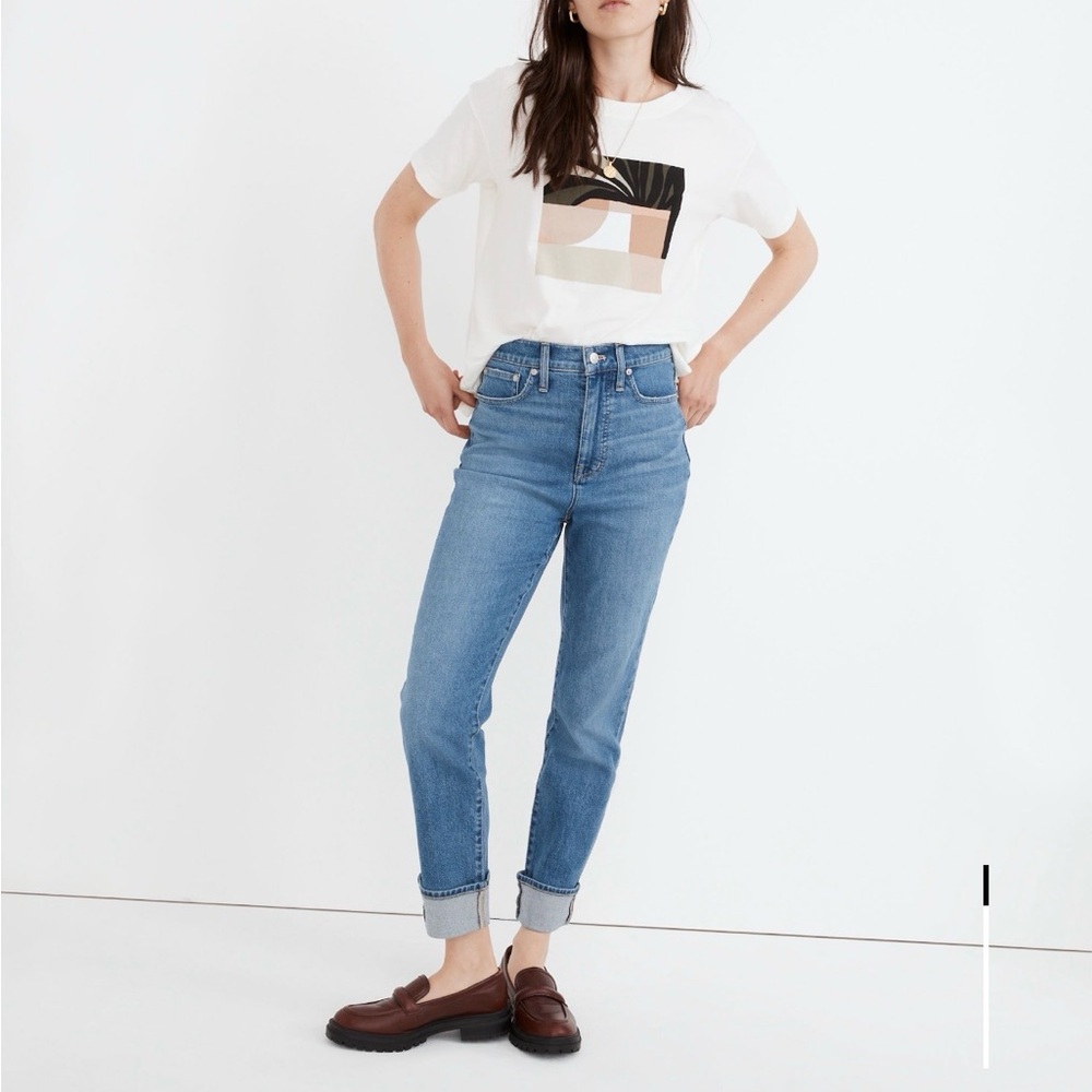 Madewell Mom Jean in Leacrest Wash